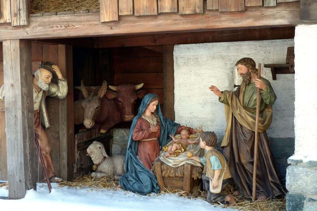 village nativity scene, crib, characters-586798.jpg